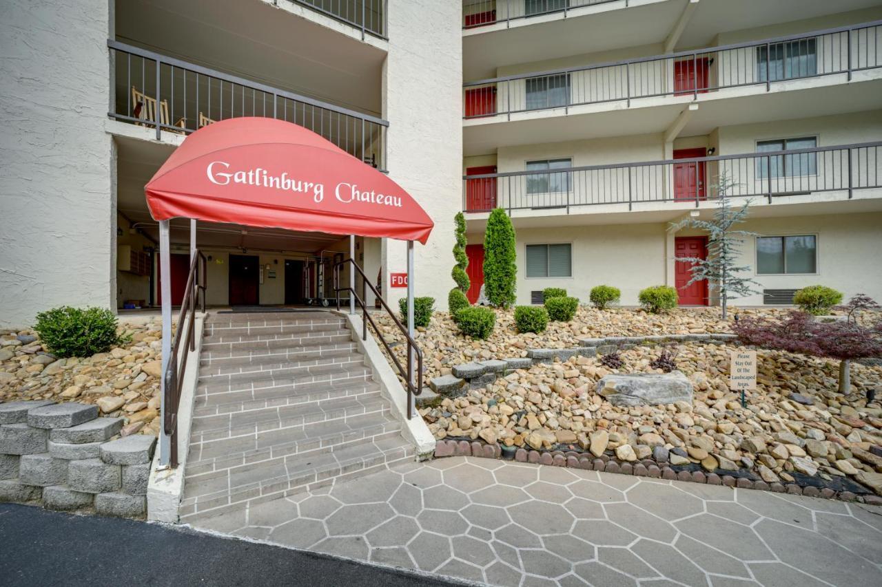 Stylish Gatlinburg Condo With Pool Walk Downtown! Exterior photo